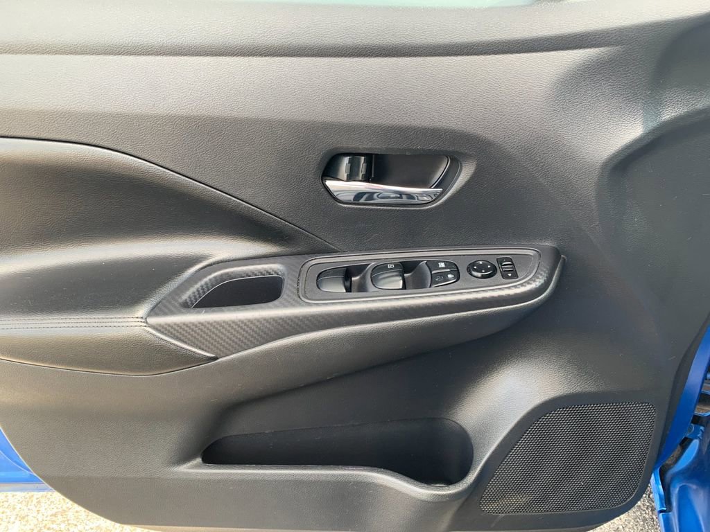 Used 2020 Nissan Versa SV image 12