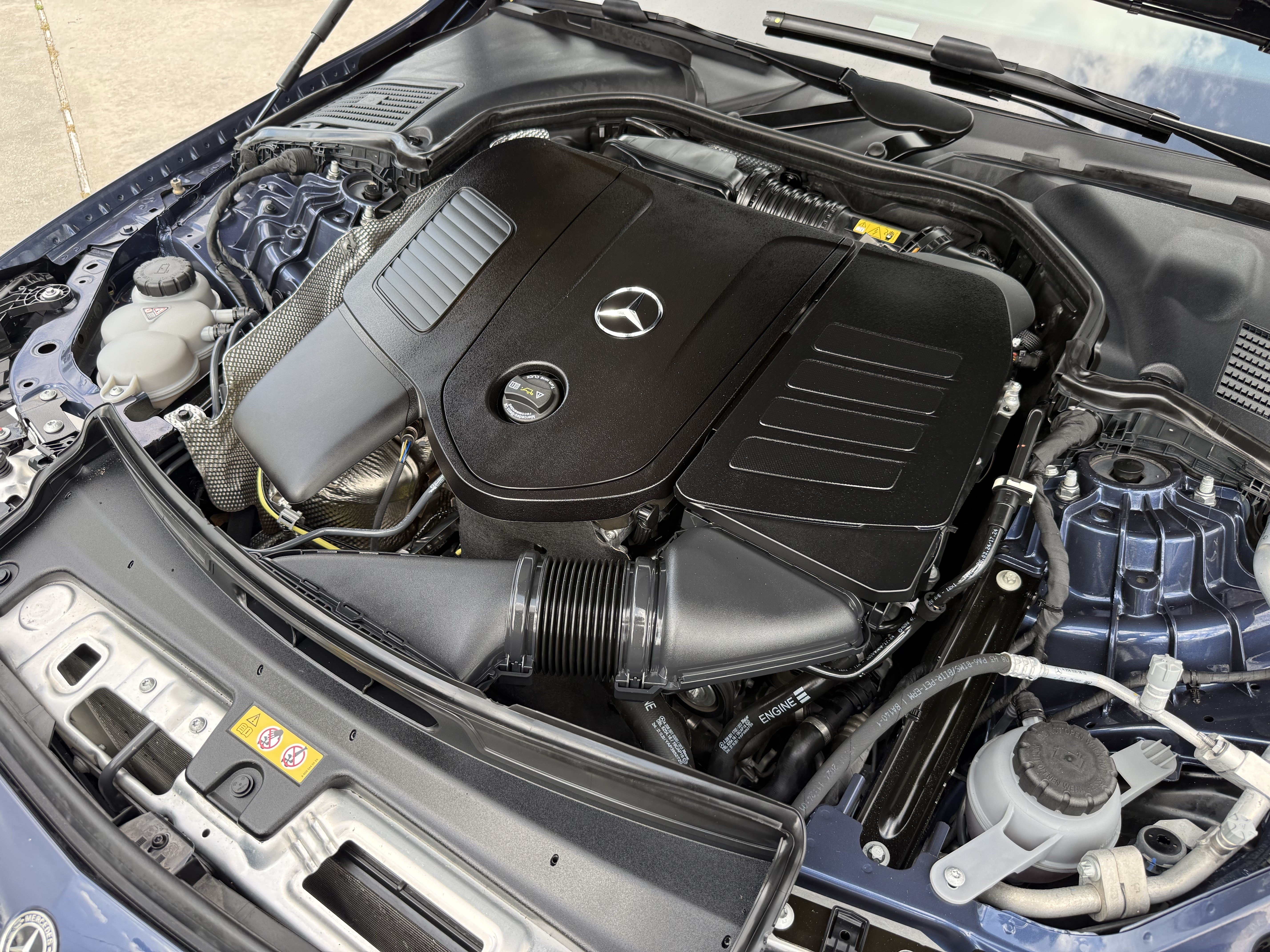 Used 2024 Mercedes-Benz C 300 Sedan image 33