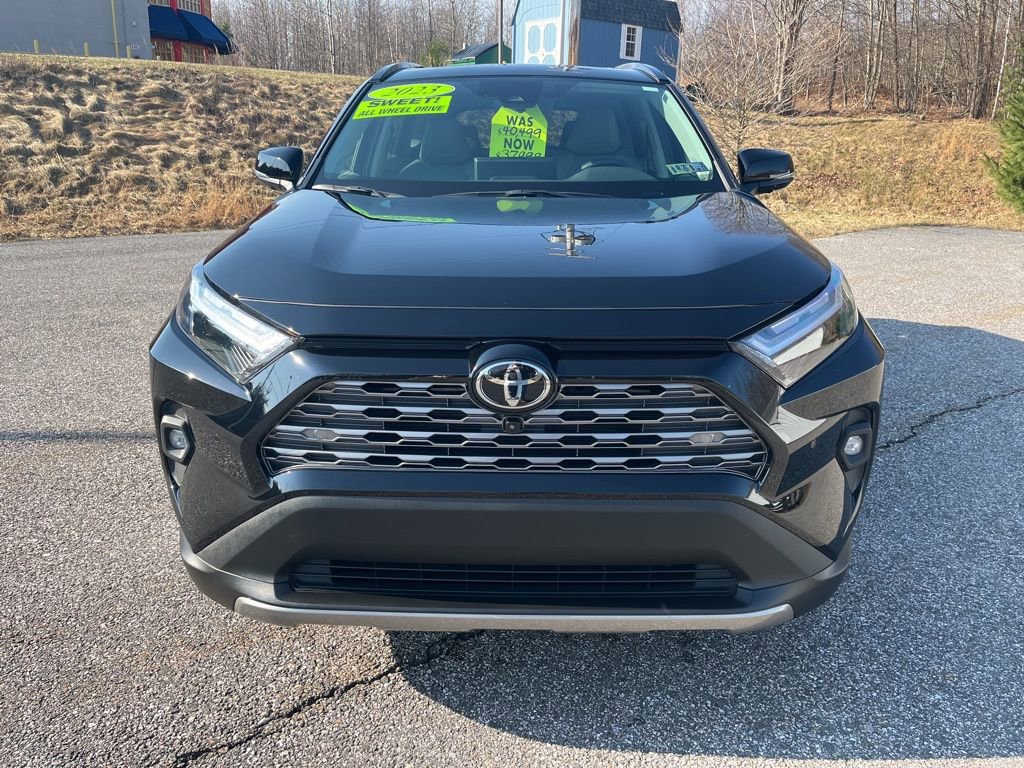 Used 2023 Toyota RAV4 Limited image 9