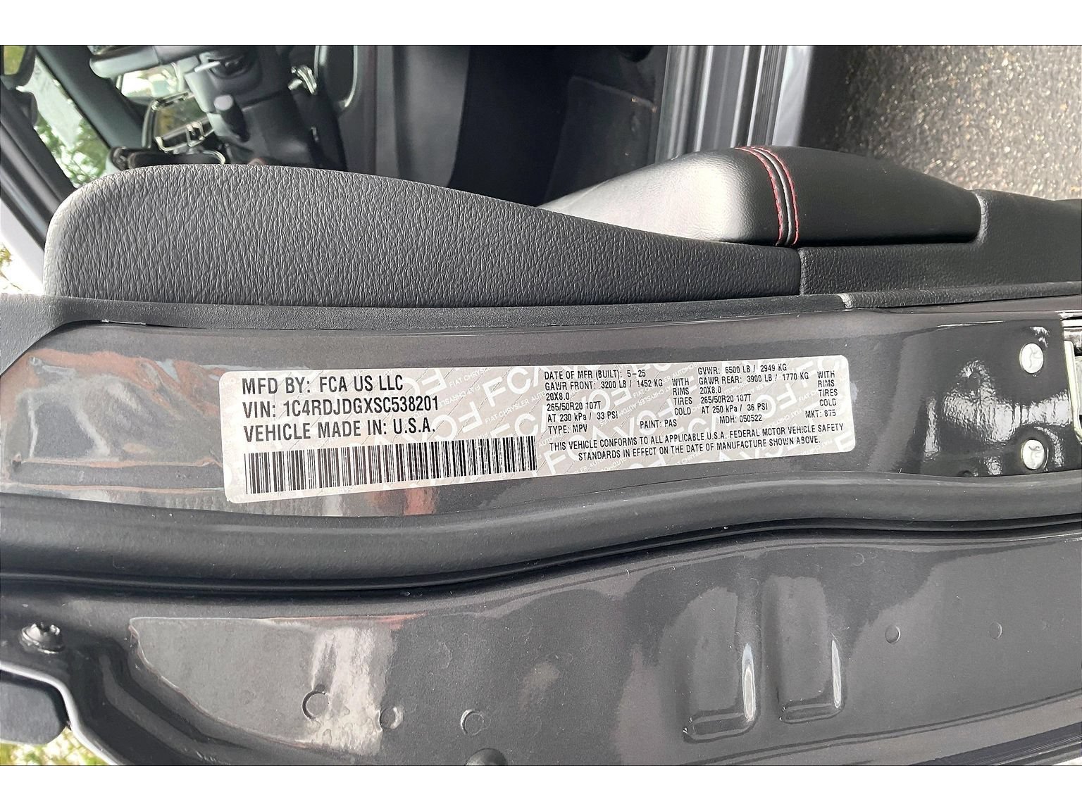 Used 2025 Dodge Durango GT AWD/4WD image 33