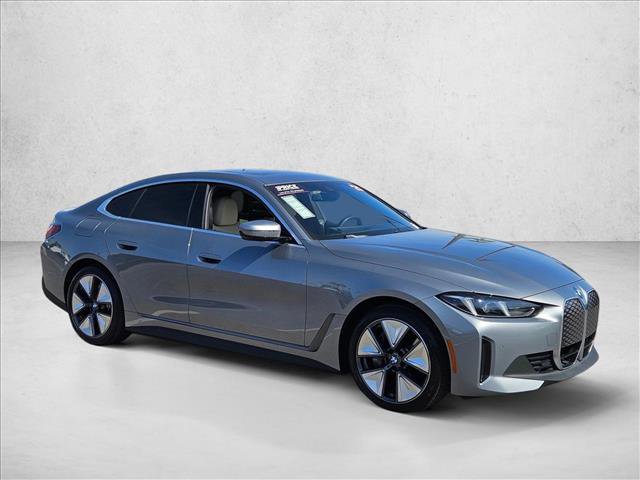 Used 2025 BMW i4 eDrive40 image 3