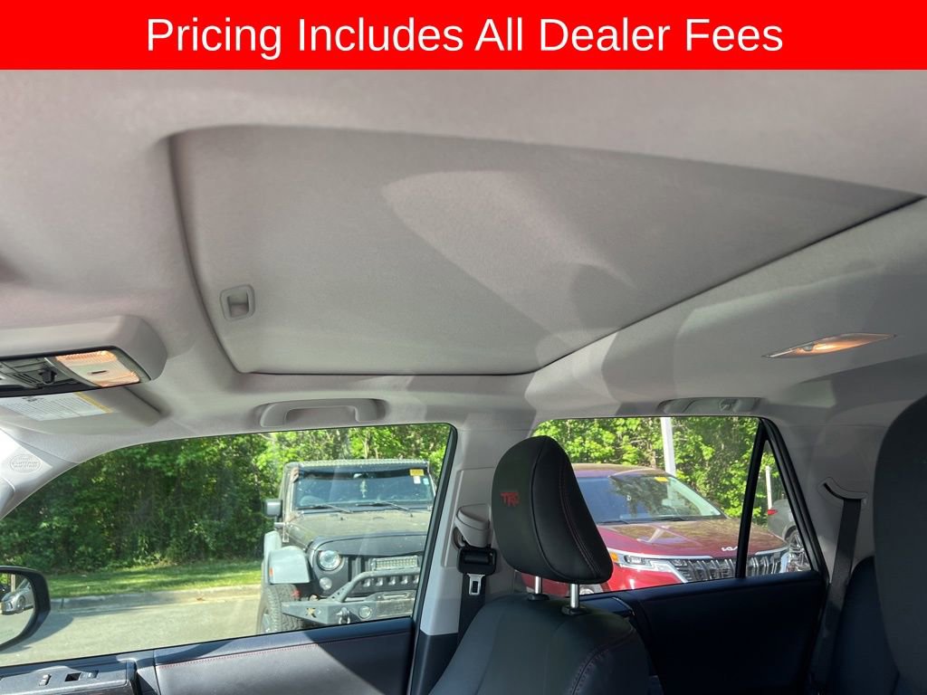 Used 2022 Toyota 4Runner TRD Off-Road Premium w/ Moonroof Package AWD/4WD image 9