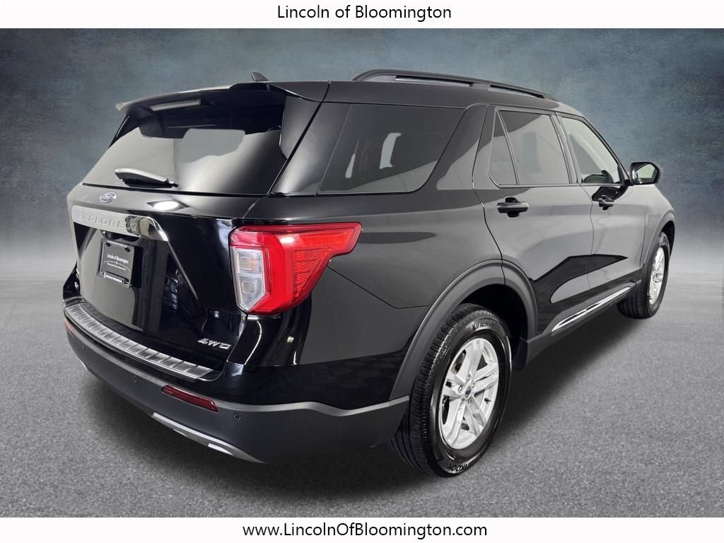 Used 2024 Ford Explorer XLT w/ Equipment Group 202A AWD/4WD image 6