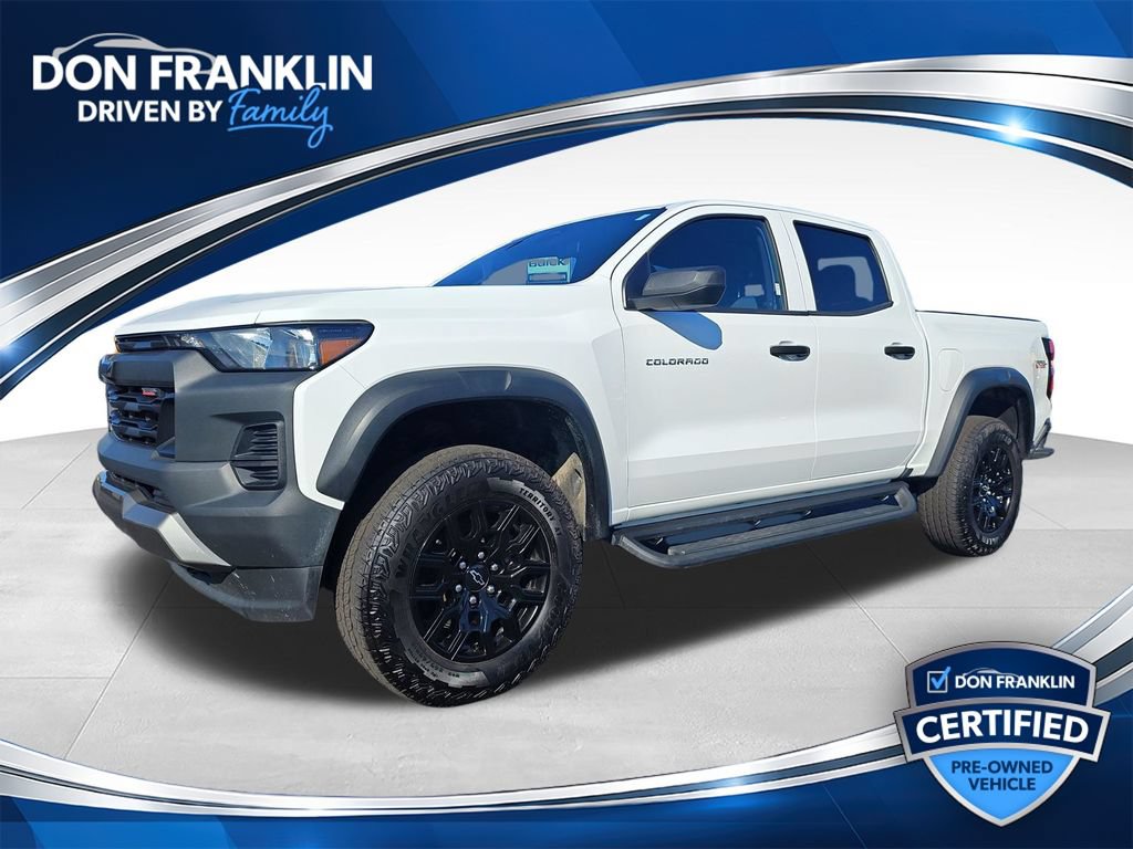 Used 2024 Chevrolet Colorado Trail Boss w/ Advanced Trailering Package AWD/4WD image 1