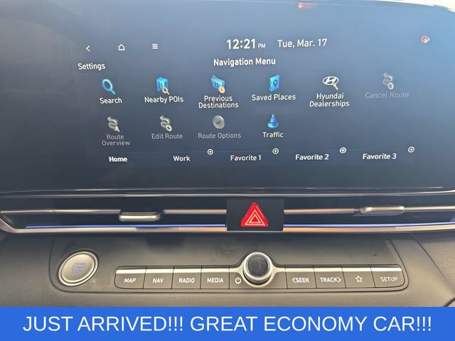 Used 2025 Hyundai Elantra SEL w/ Cargo Package FWD image 23