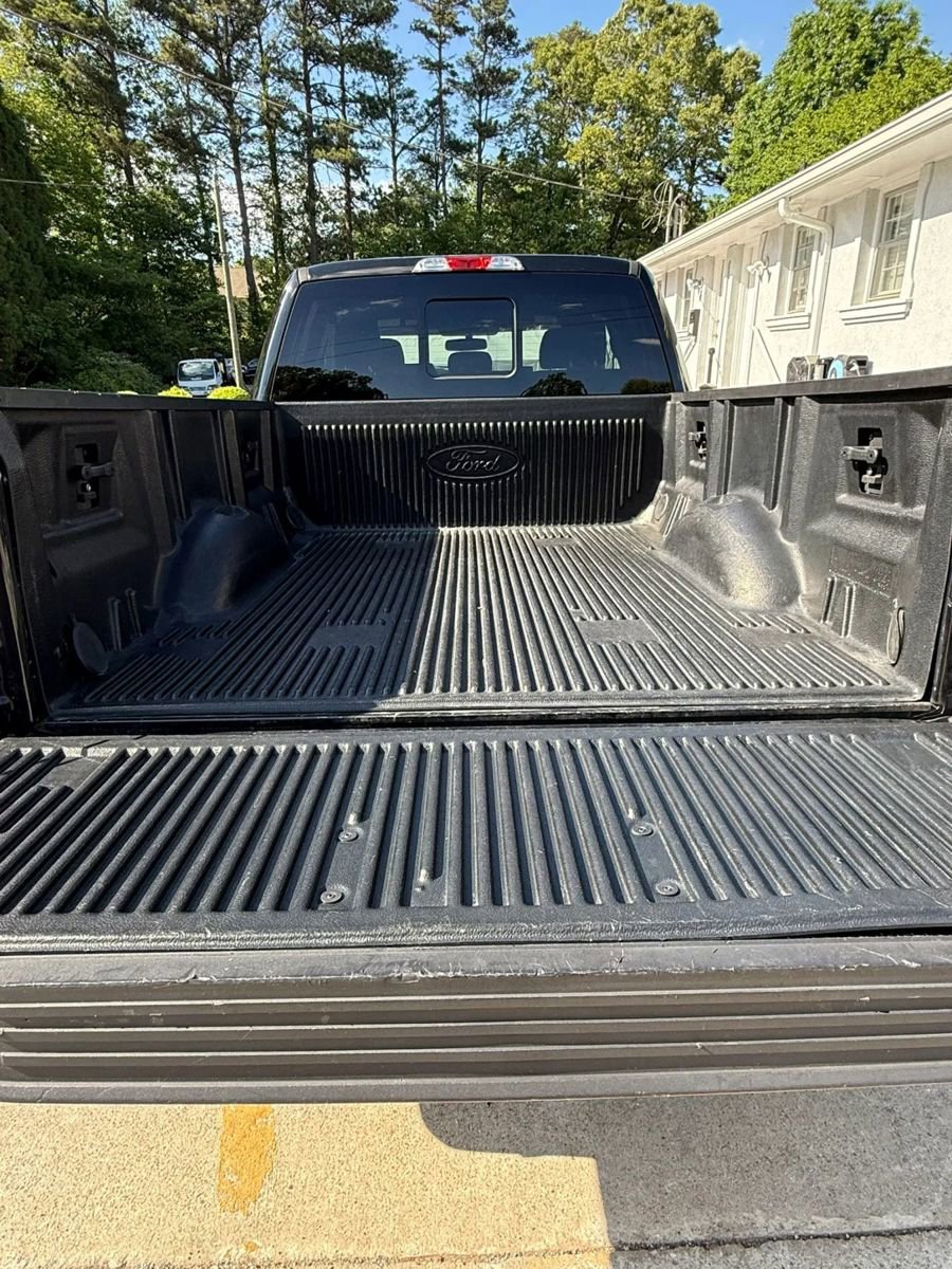 Used 2016 Ford F150 XLT w/ Equipment Group 302A Luxury AWD/4WD image 9