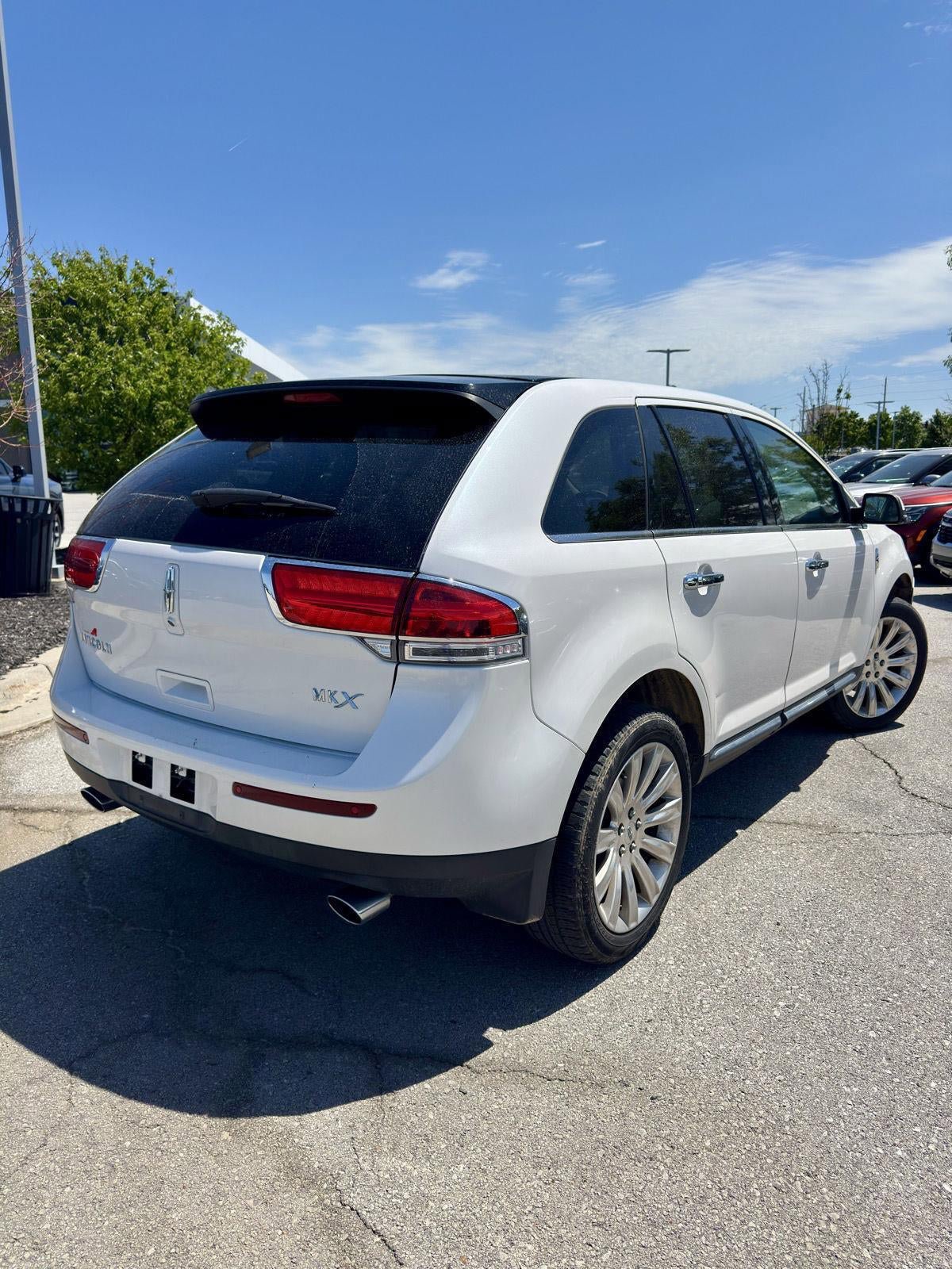 Used 2015 Lincoln MKX FWD w/ Equipment Group 101A image 5