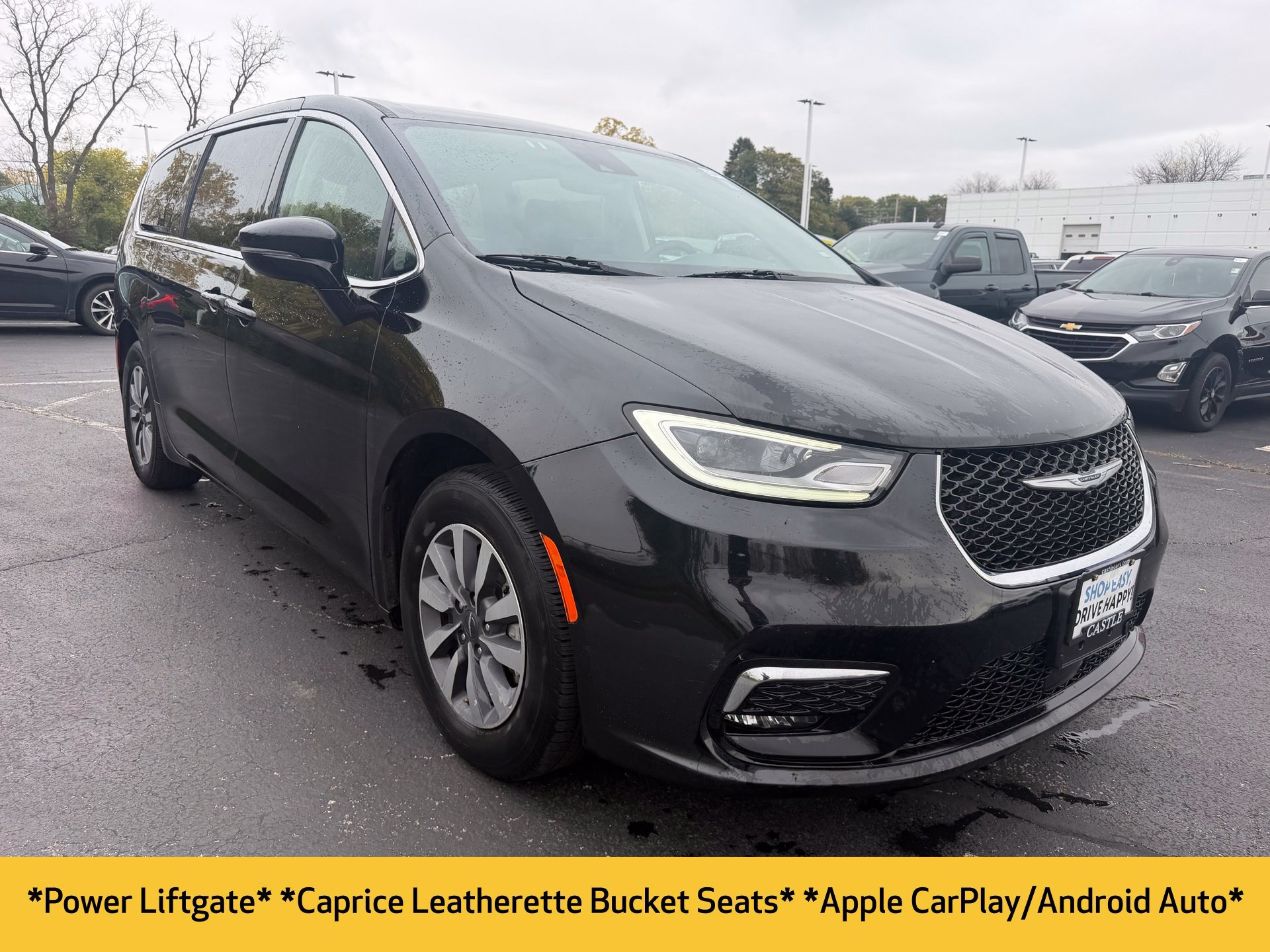 Used 2024 Chrysler Pacifica Limited FWD image 5