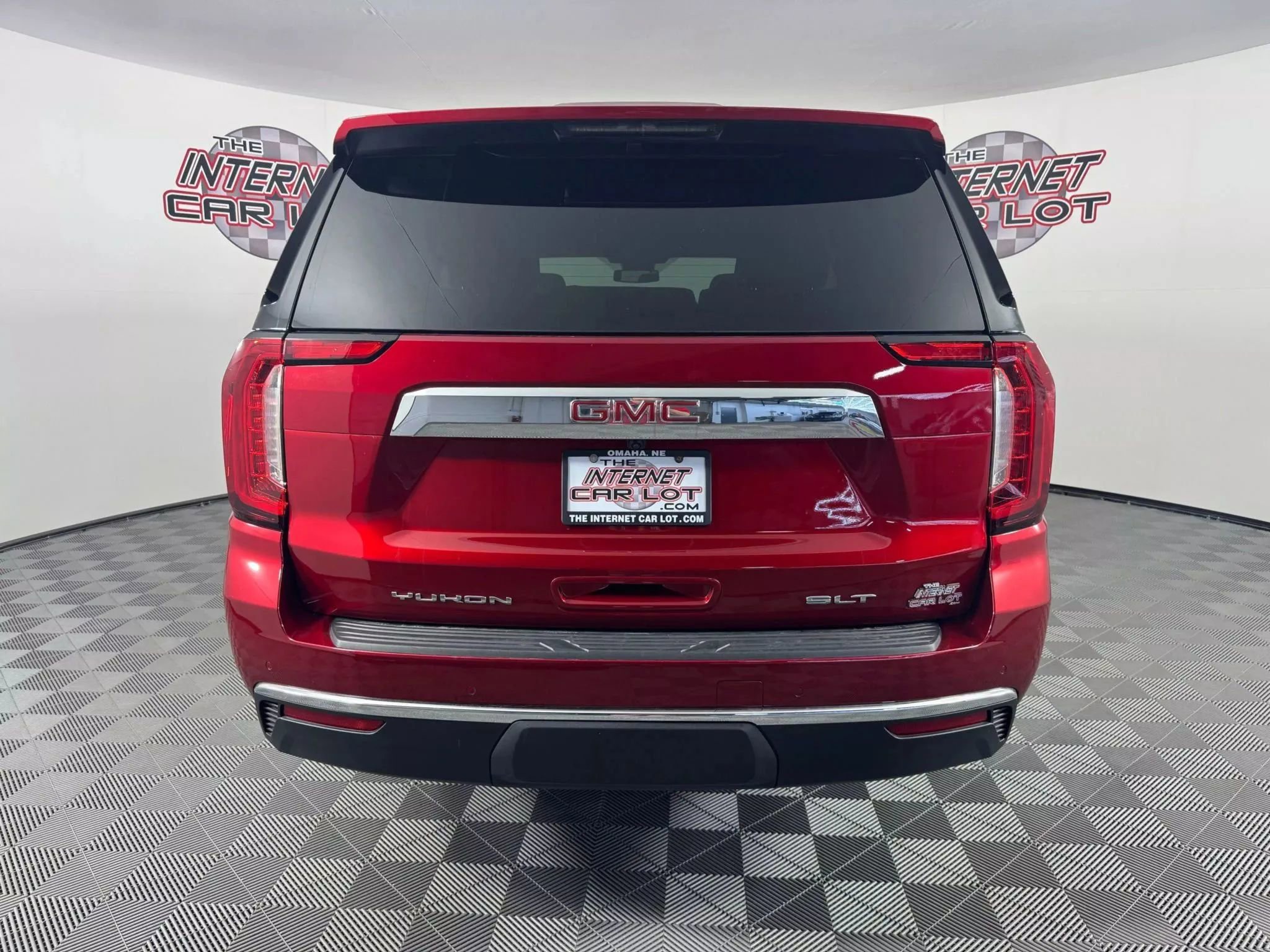 Used 2023 GMC Yukon SLT w/ SLT Luxury Package image 6