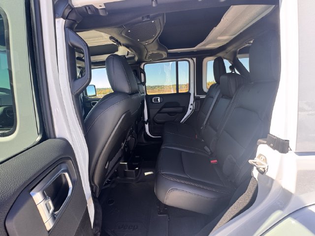 New 2027 Jeep Wrangler Unlimited Sahara AWD/4WD image 19