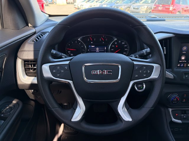 Used 2022 GMC Terrain SLE w/ Driver Convenience Package FWD image 10