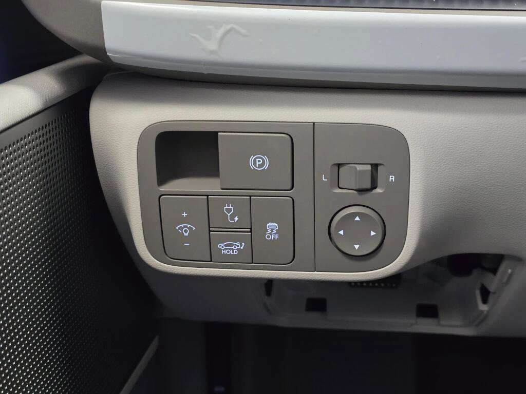New 2025 Hyundai Ioniq 6 SEL image 23