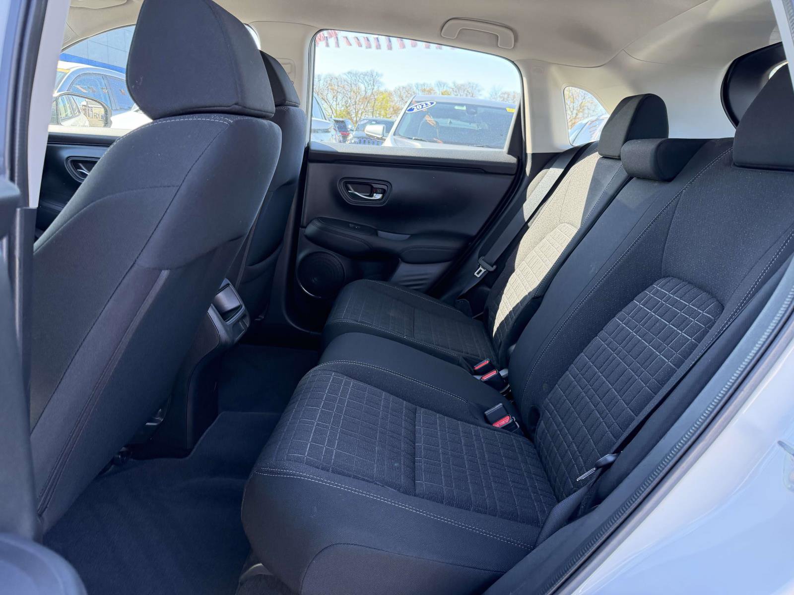 Used 2023 Honda HR-V LX image 11