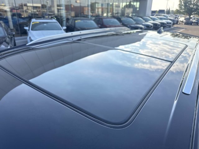 Certified 2024 Cadillac XT6 Premium Luxury AWD/4WD image 44