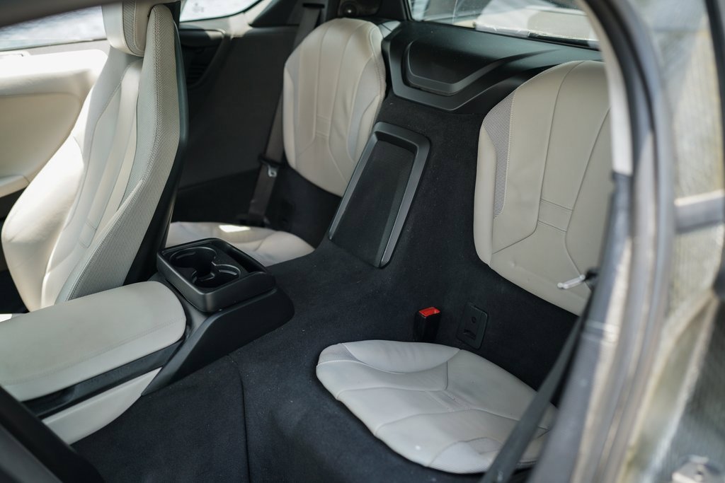 Used 2016 BMW i8 image 22
