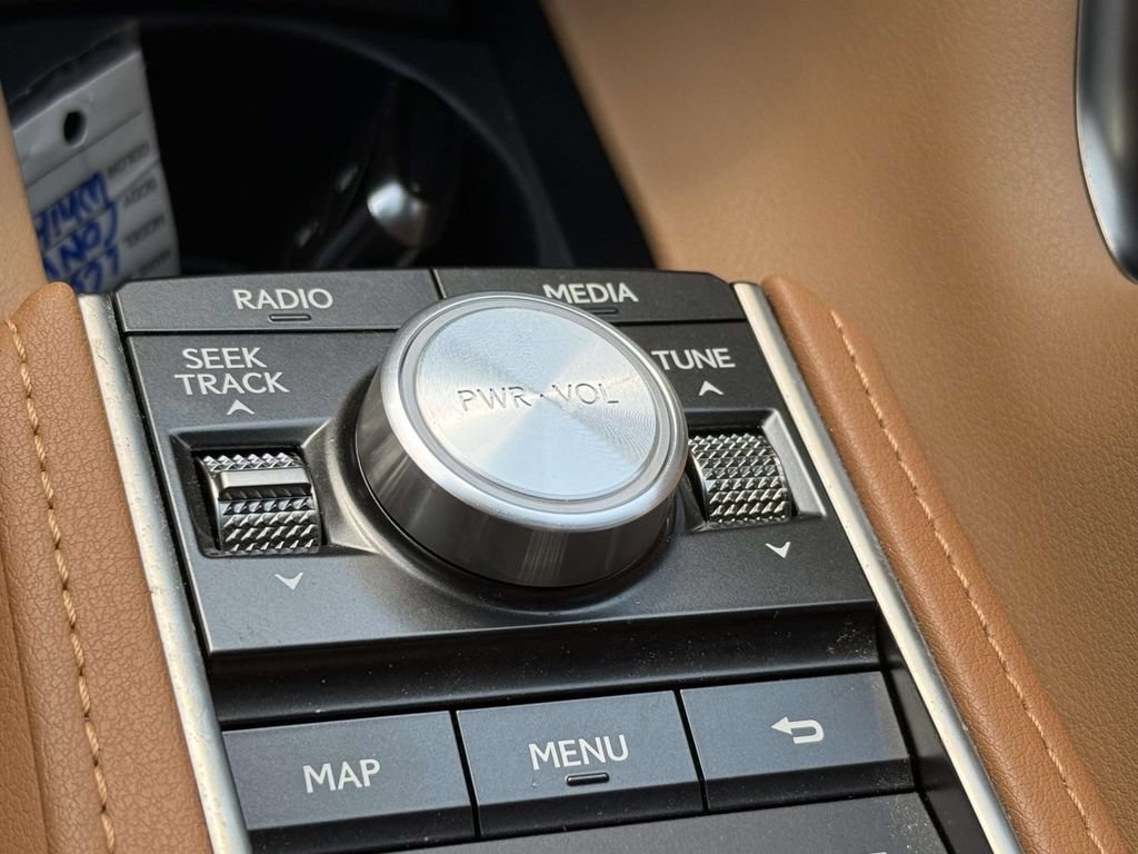 Used 2022 Lexus LC 500 Convertible w/ Touring Package RWD image 24