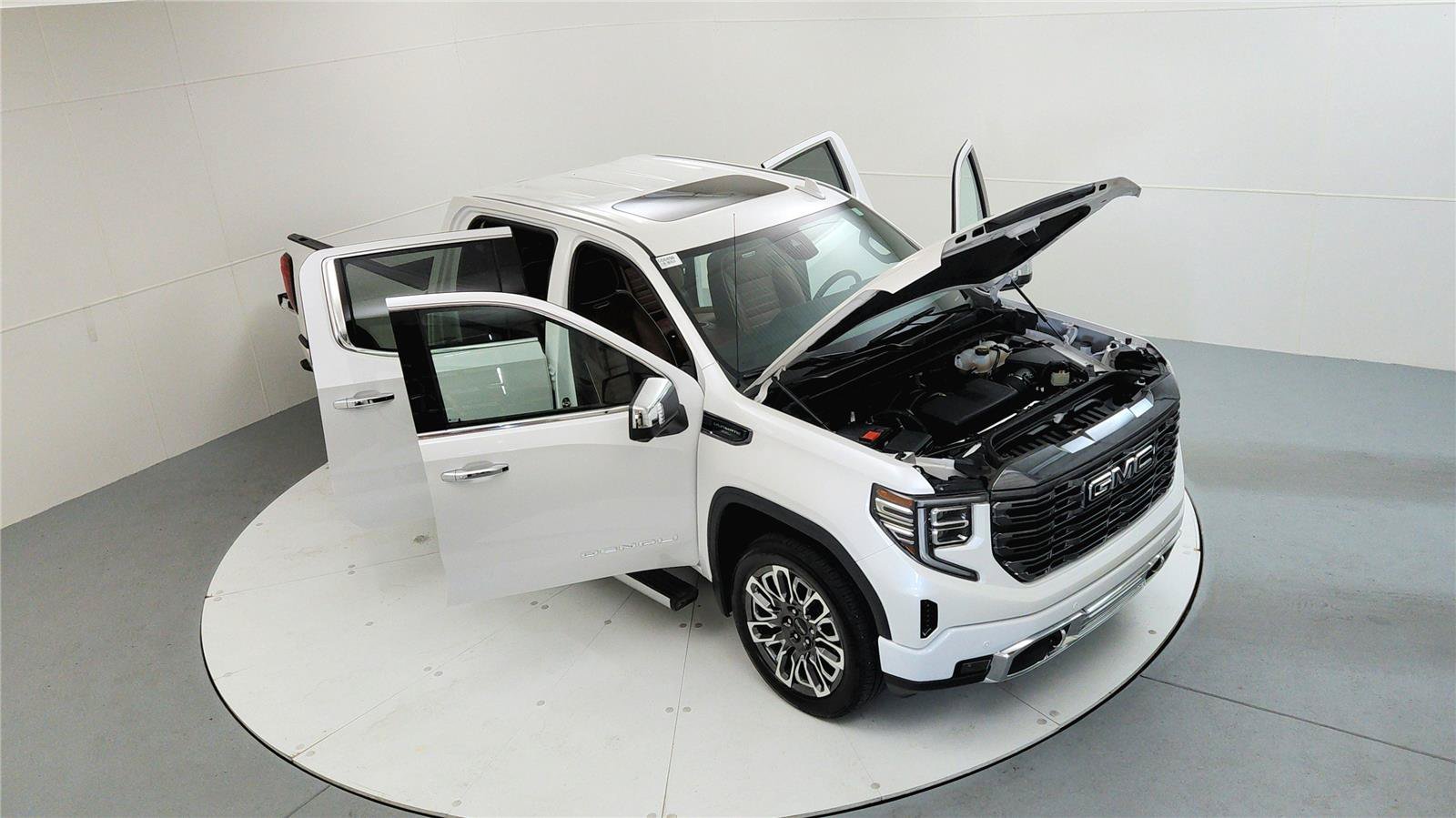Used 2023 GMC Sierra 1500 Denali Ultimate AWD/4WD image 15