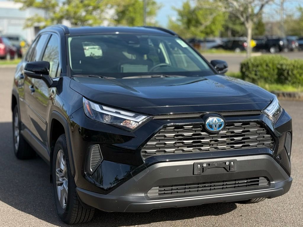 Certified 2024 Toyota RAV4 LE image 7