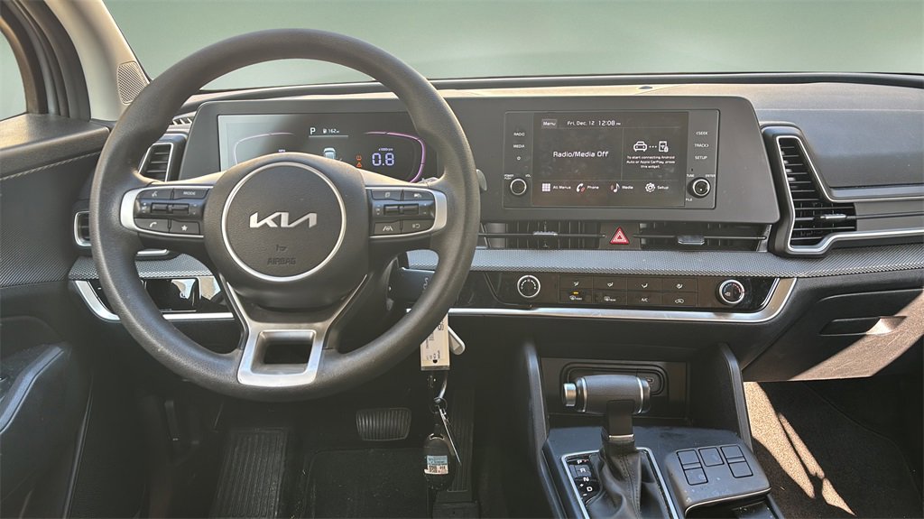Used 2023 Kia Sportage LX image 13