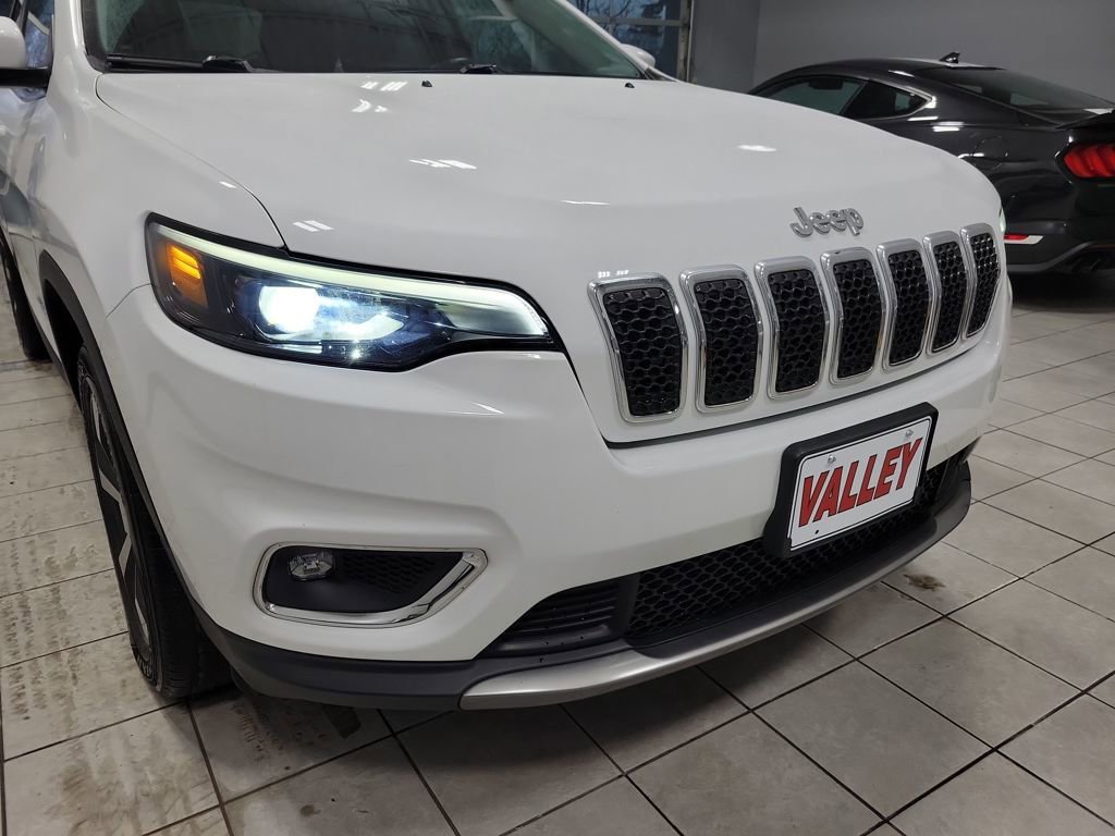 Used 2019 Jeep Cherokee Limited image 23