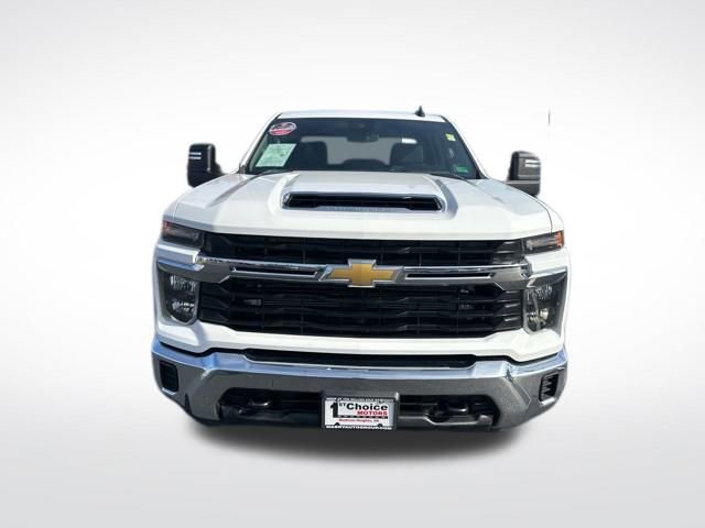 Used 2024 Chevrolet Silverado 2500 LT image 9