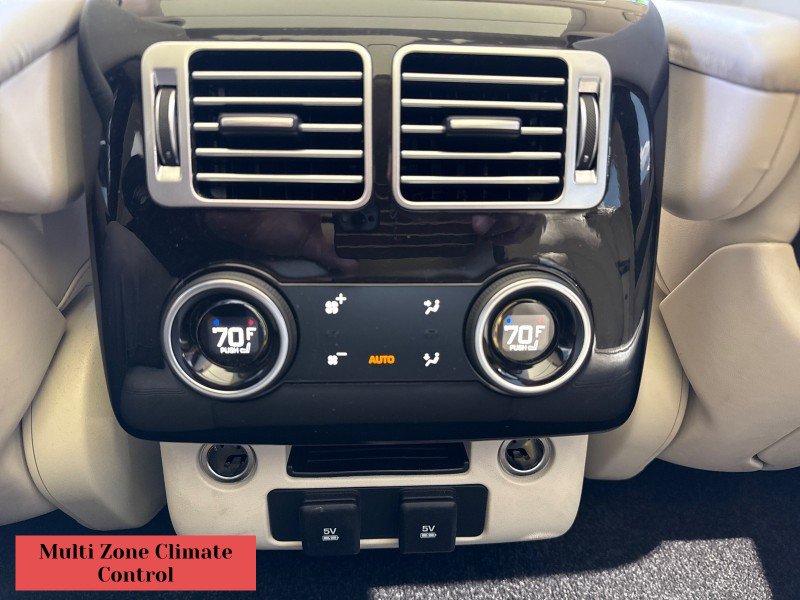 Used 2018 Land Rover Range Rover HSE image 30