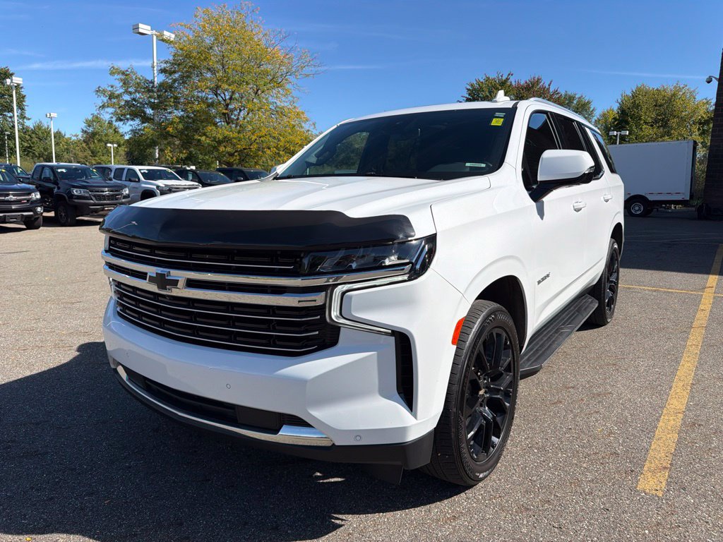 Used 2023 Chevrolet Tahoe LT w/ Luxury Package AWD/4WD image 4