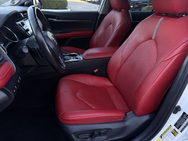Used 2019 Toyota Camry XSE w/ Navigation Package FWD image 23