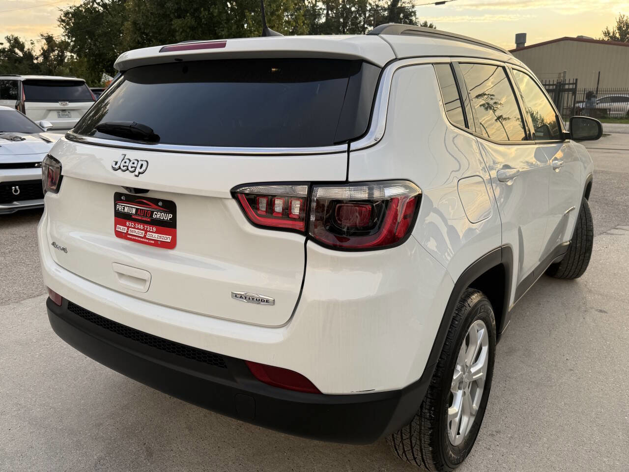 Used 2024 Jeep Compass Latitude image 29