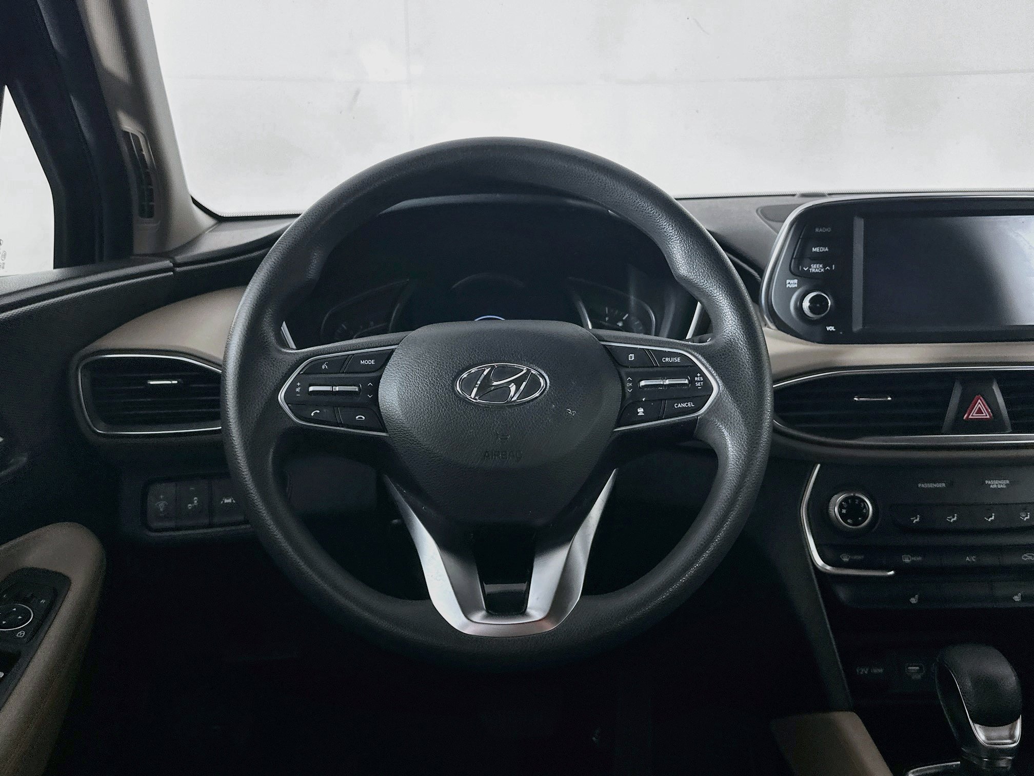 Used 2020 Hyundai Santa Fe SEL w/ Cargo Package FWD image 18