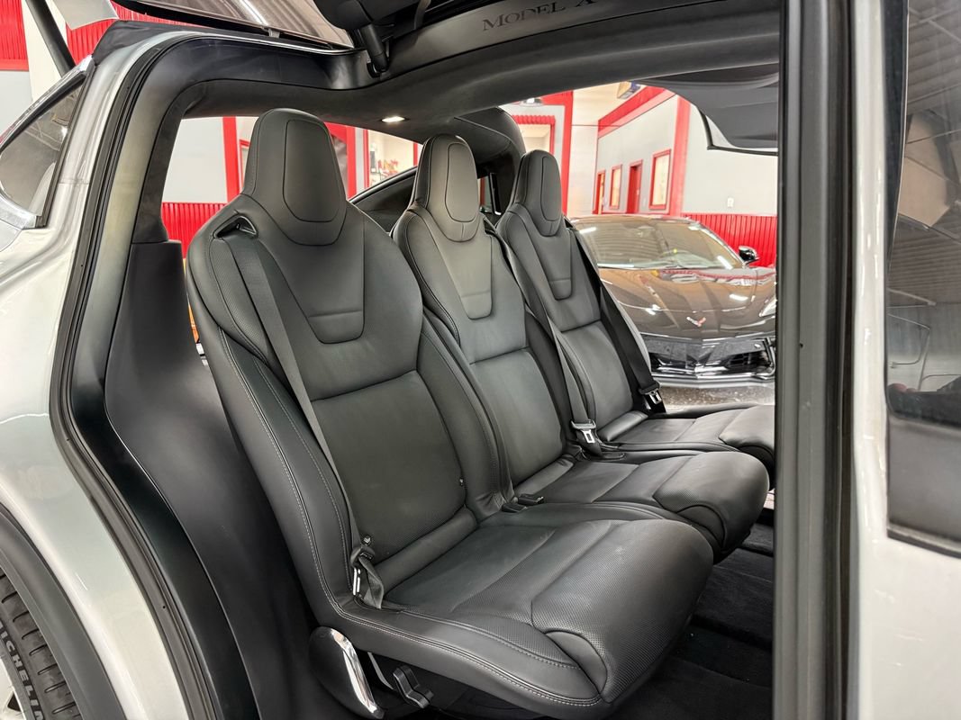 Used 2016 Tesla Model X 90D AWD/4WD image 25