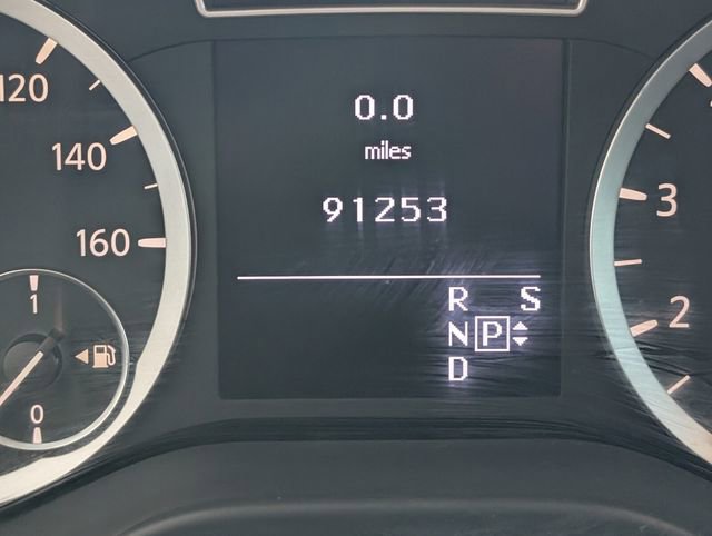 Used 2018 INFINITI QX30 image 25