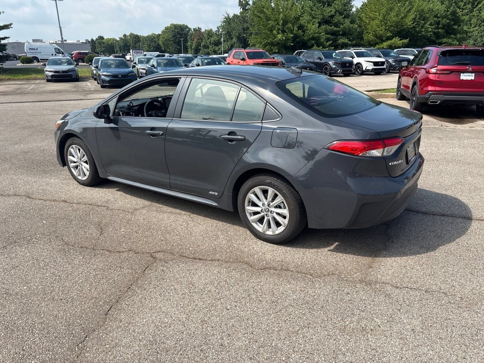 Used 2025 Toyota Corolla LE w/ LE Premium Package AWD/4WD image 6