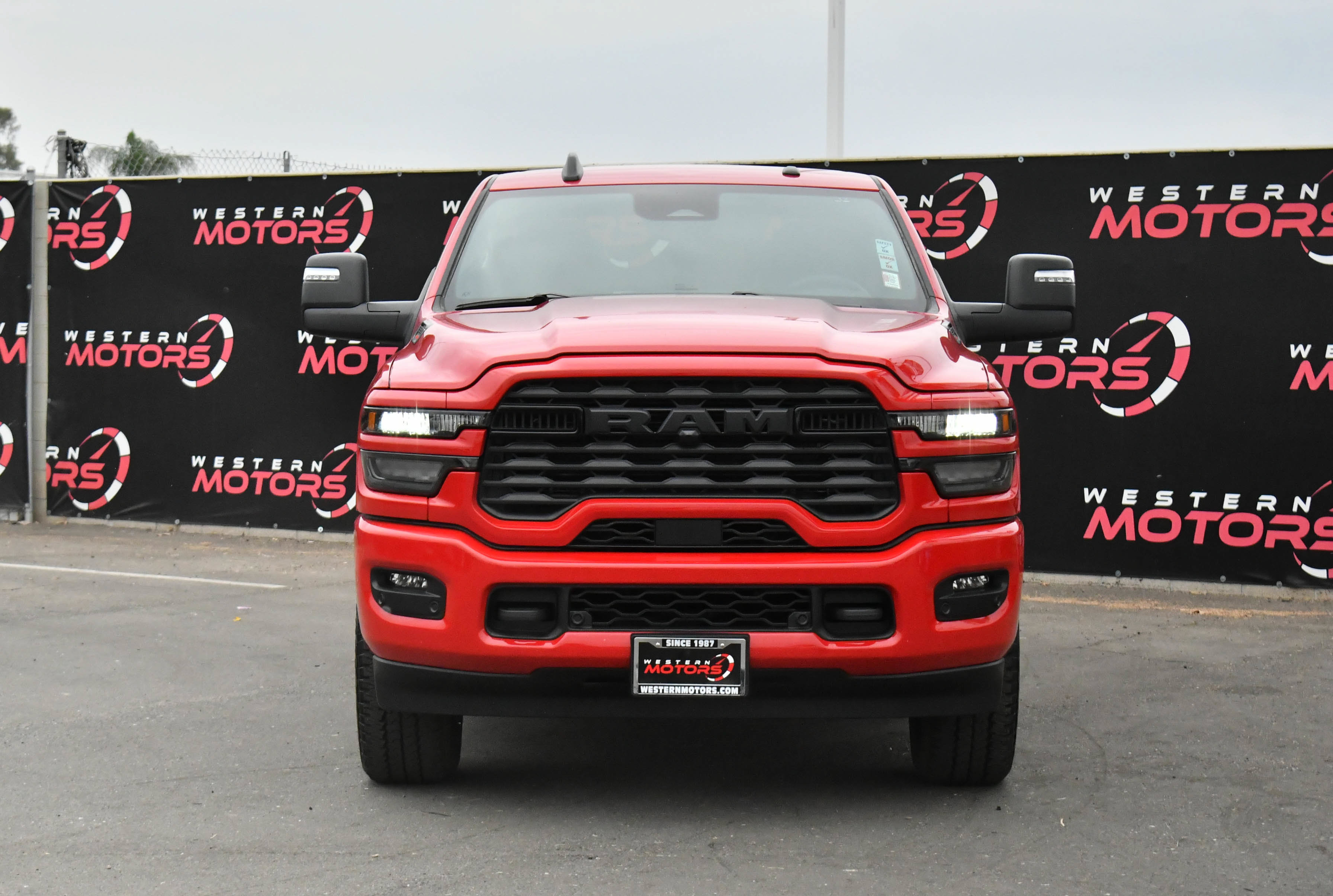Used 2026 RAM 2500 Big Horn AWD/4WD image 2