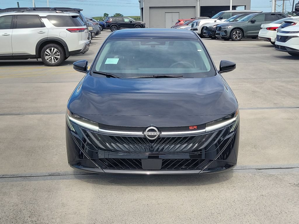 New 2026 Nissan Sentra SR w/ Floor Mat Package FWD image 2