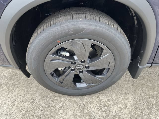 New 2026 Nissan Rogue SV AWD/4WD image 10
