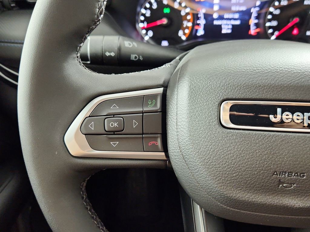 New 2025 Jeep Compass Latitude w/ Altitude Special Edition image 11