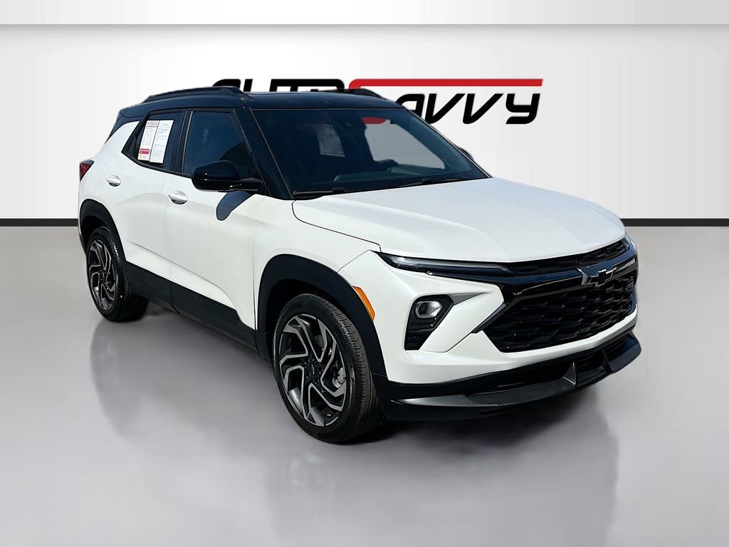 Used 2025 Chevrolet TrailBlazer RS w/ Convenience Package image 1