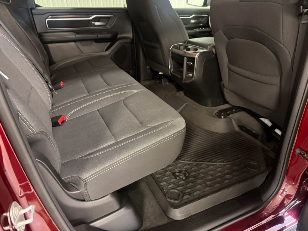 Used 2024 RAM 1500 Big Horn AWD/4WD image 25