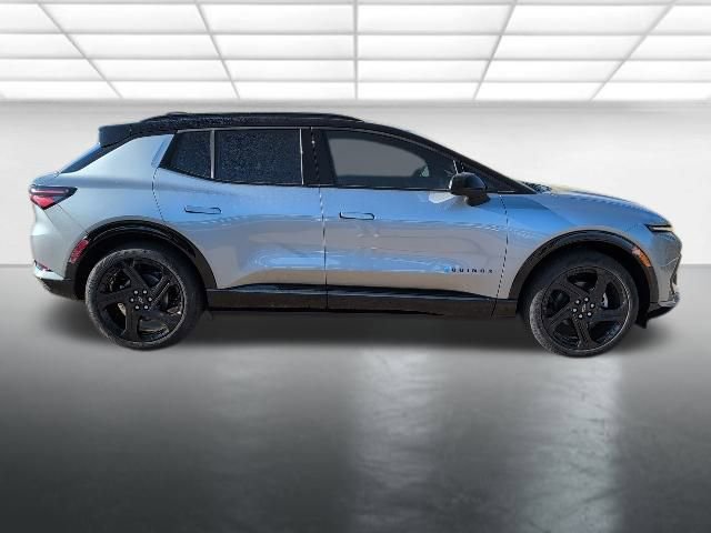 New 2026 Chevrolet Equinox EV RS FWD image 32