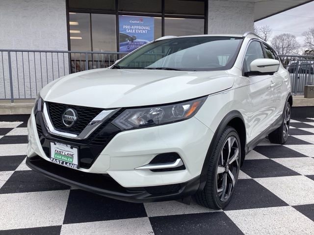 Used 2022 Nissan Rogue Sport SL image 1