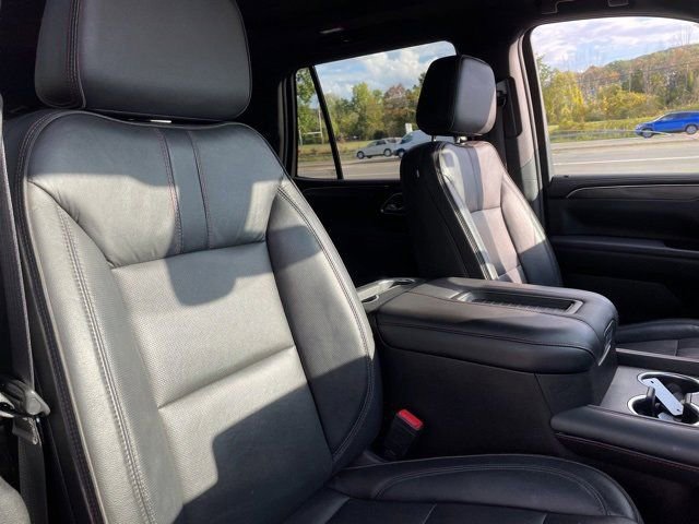 Used 2021 Chevrolet Tahoe RST w/ Luxury Package image 12