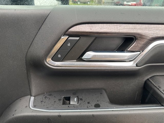 Used 2024 Chevrolet Silverado 2500 LTZ w/ LTZ Convenience Package image 14