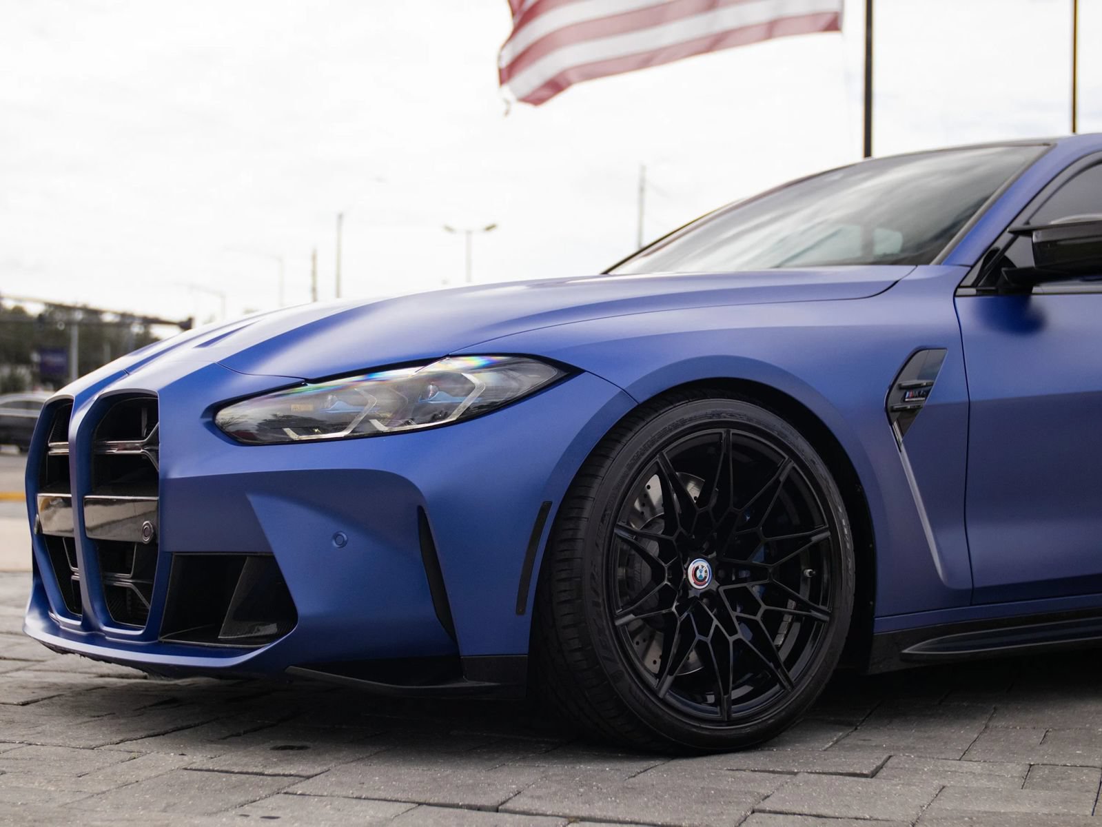 Used 2022 BMW M4 Competition w/ M Carbon Exterior Package RWD image 7