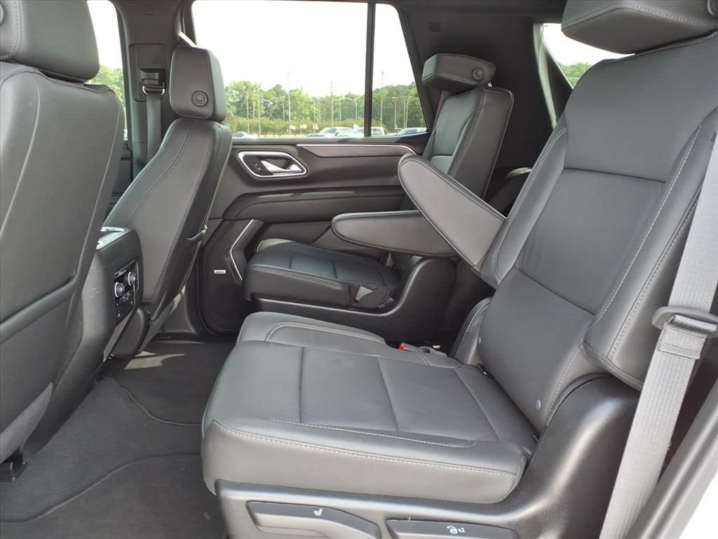 Used 2024 Chevrolet Tahoe Z71 w/ Luxury Package AWD/4WD image 25