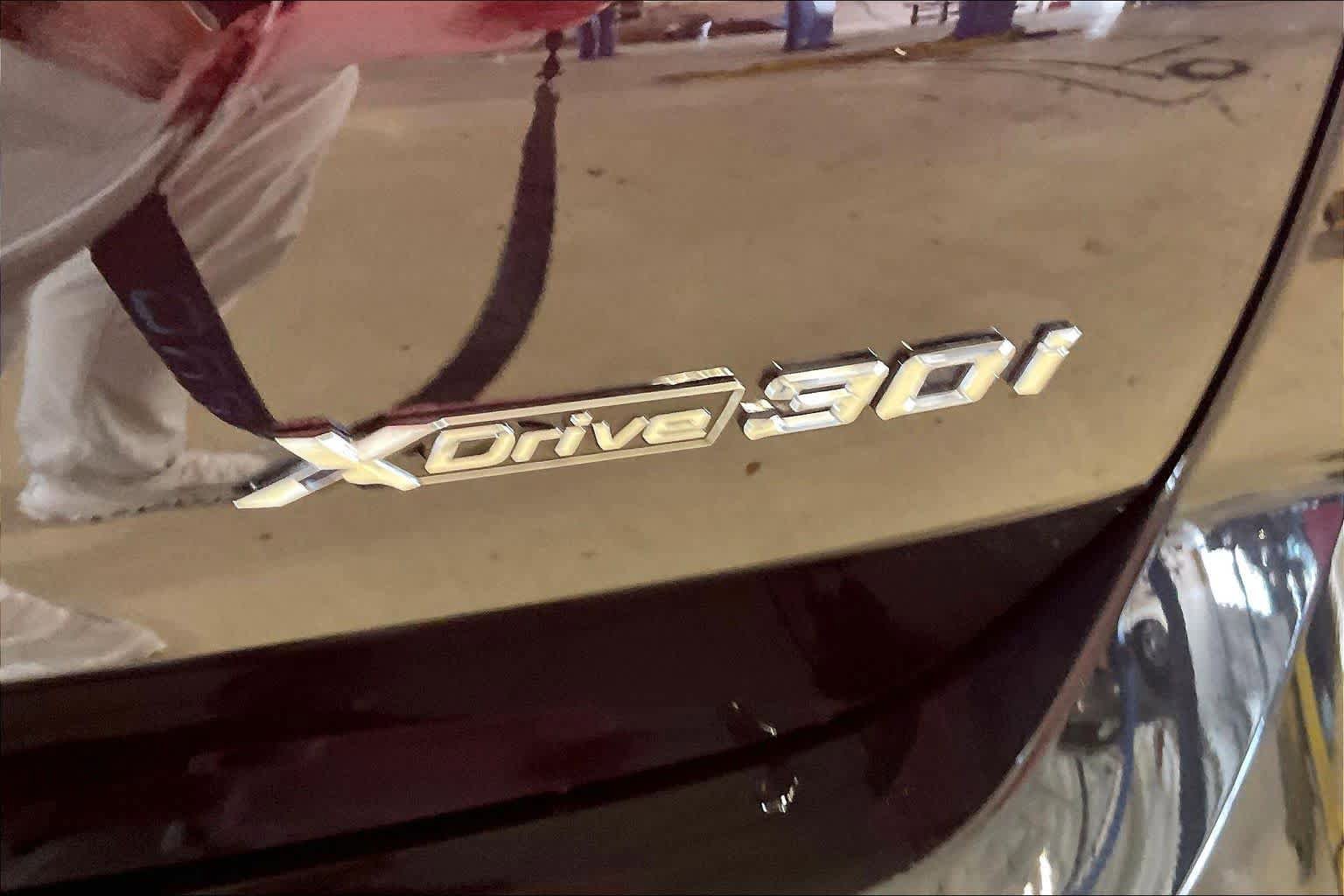 Used 2024 BMW X3 xDrive30i w/ Premium Package AWD/4WD image 9