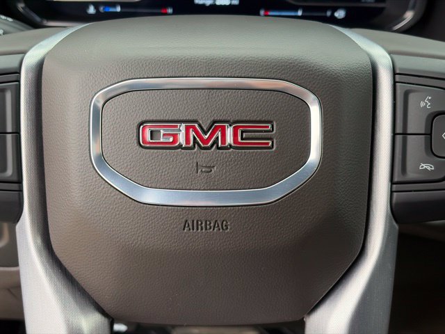 Used 2024 GMC Yukon XL SLT w/ SLT Luxury Package AWD/4WD image 19