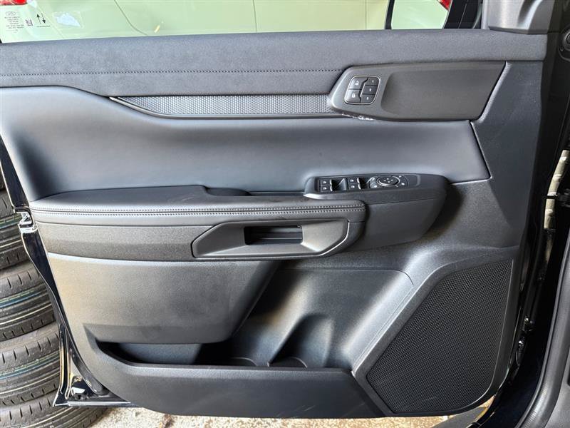Used 2025 Ford Ranger Raptor AWD/4WD image 30