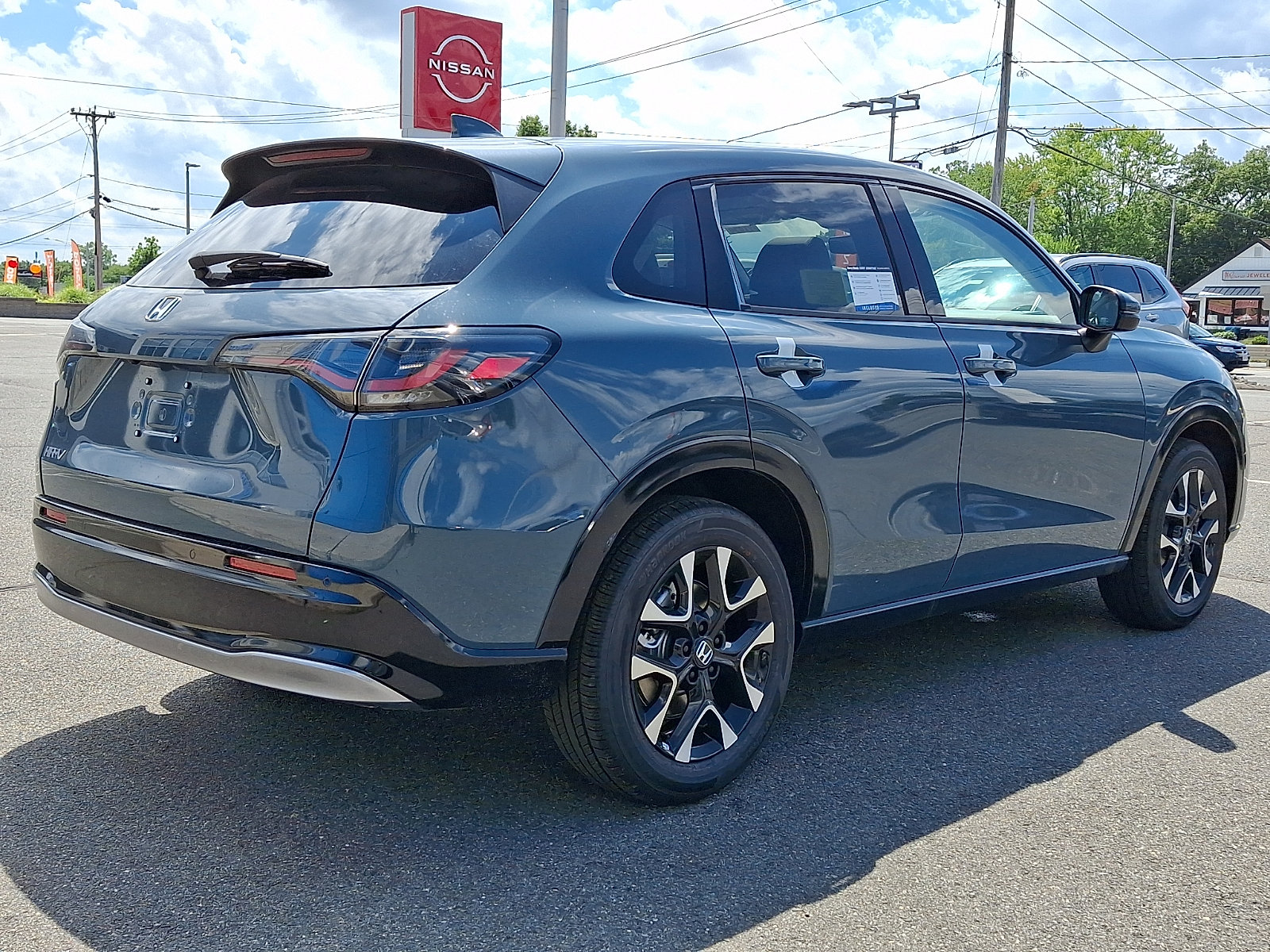 New 2027 Honda HR-V EX-L image 3