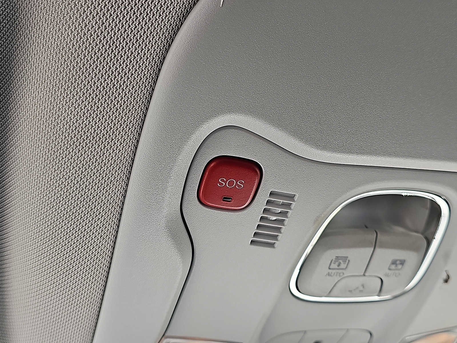 Used 2023 Jeep Renegade Latitude w/ Sun/Sound Group AWD/4WD image 26